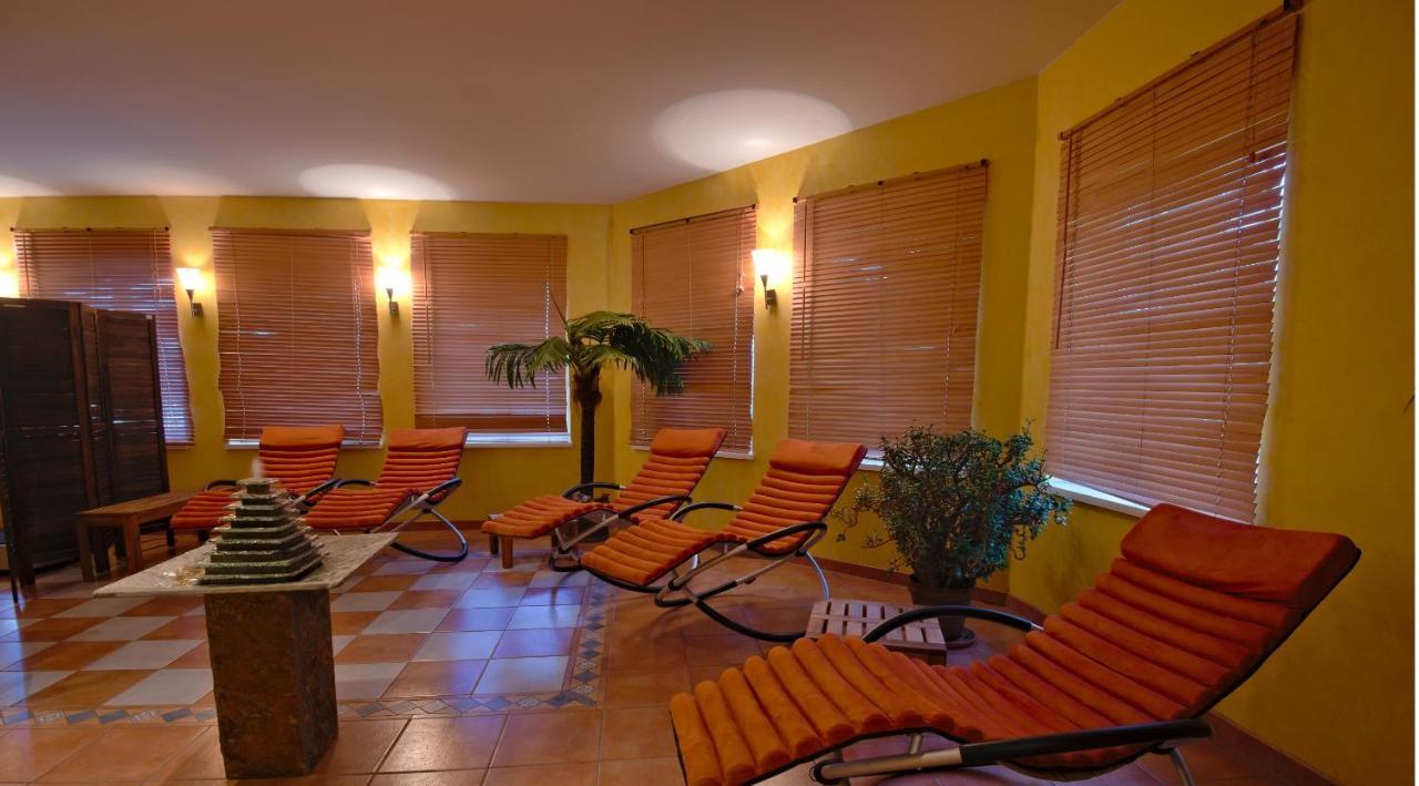 Alpenhotel Enzian Mönichkirchen Dış mekan fotoğraf