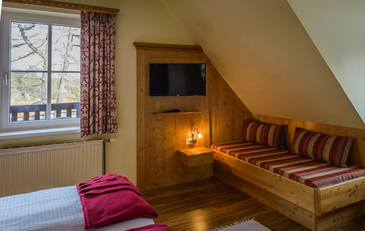 Alpenhotel Enzian Mönichkirchen Dış mekan fotoğraf